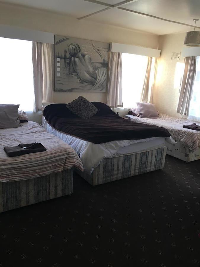 The Vine Hotel チャペル・セント・レオナルズ エクステリア 写真